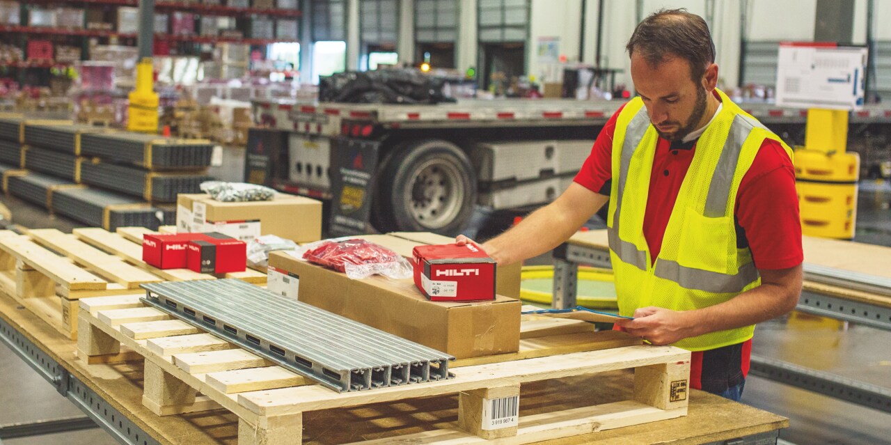 Worker kiitting and packaging modular support systems